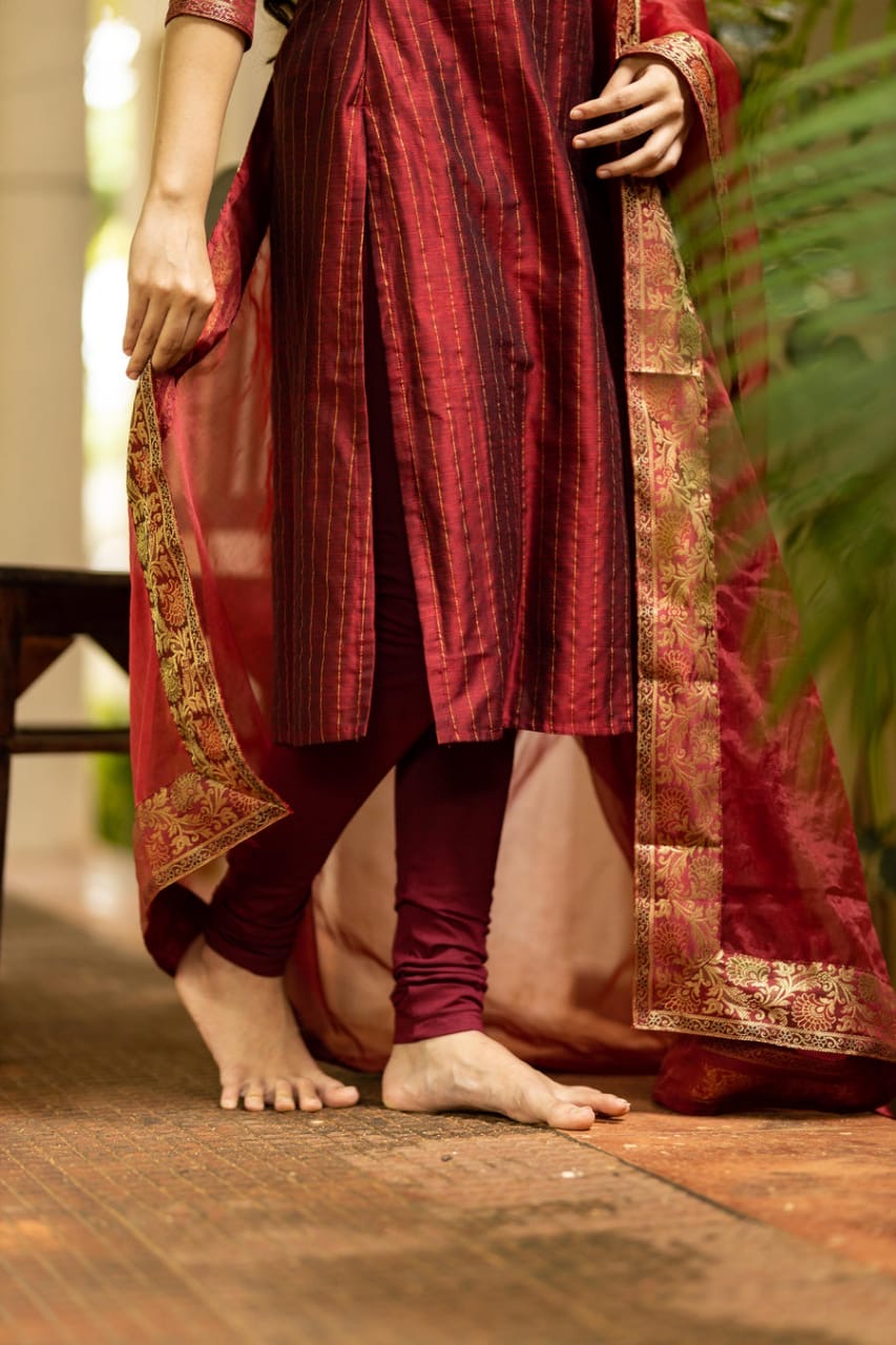 Red Regal Printed Kurta Set with Dupatta