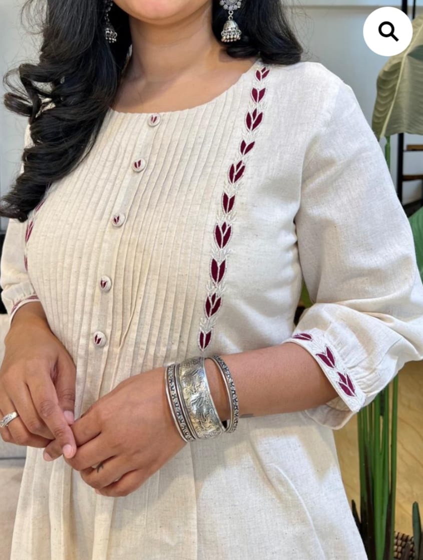 White Handloom Cotton Aari Work Kurta Pants Set