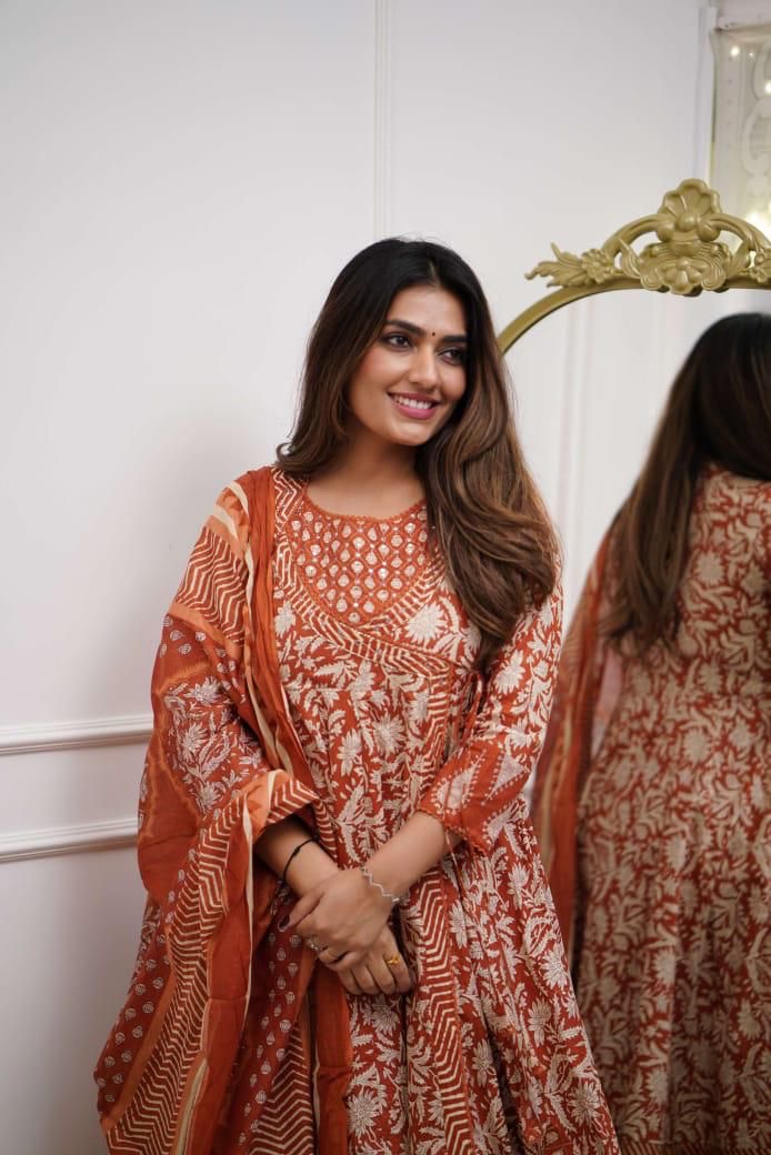 Green/OrangeAnarkali Kurta Set