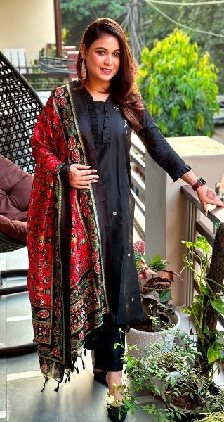 Black and Red Frill Yoke Kurta Set