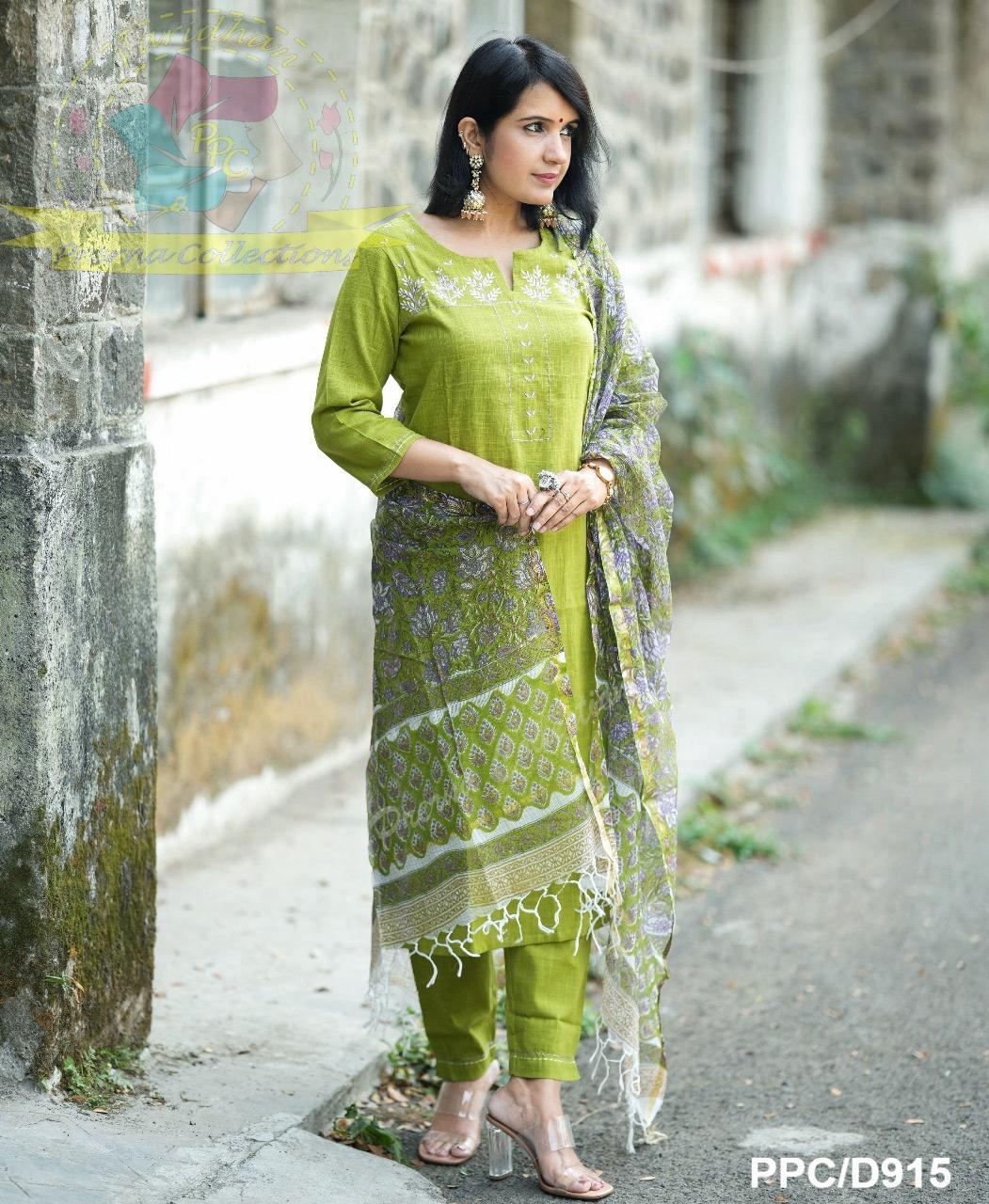 Green Embroidered Handloom Kurta Set