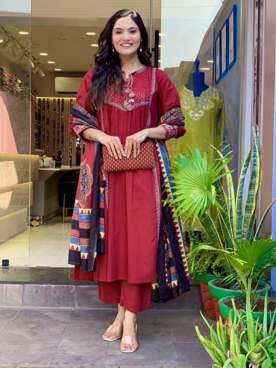 Red and Black Pure Cotton Kurta Set