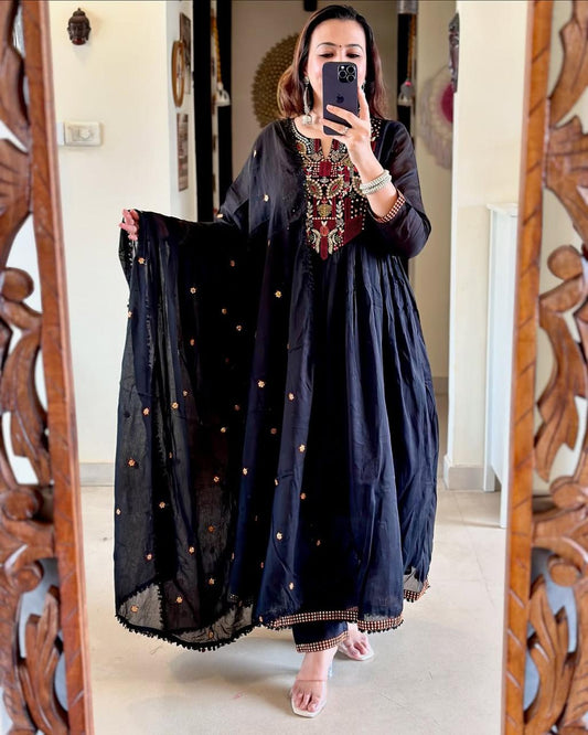 Black and Red Embroidered Kurta Set
